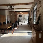 Hameau Fleuri Bed & Breakfast *