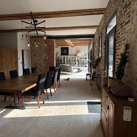 Hameau Fleuri 住宿加早餐酒店 *